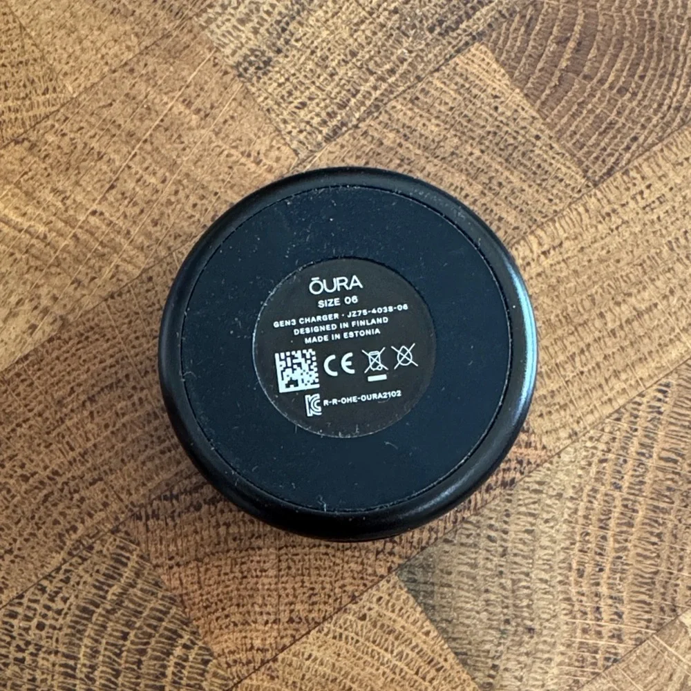 Oura Ring Gen 3 With Charging Base
